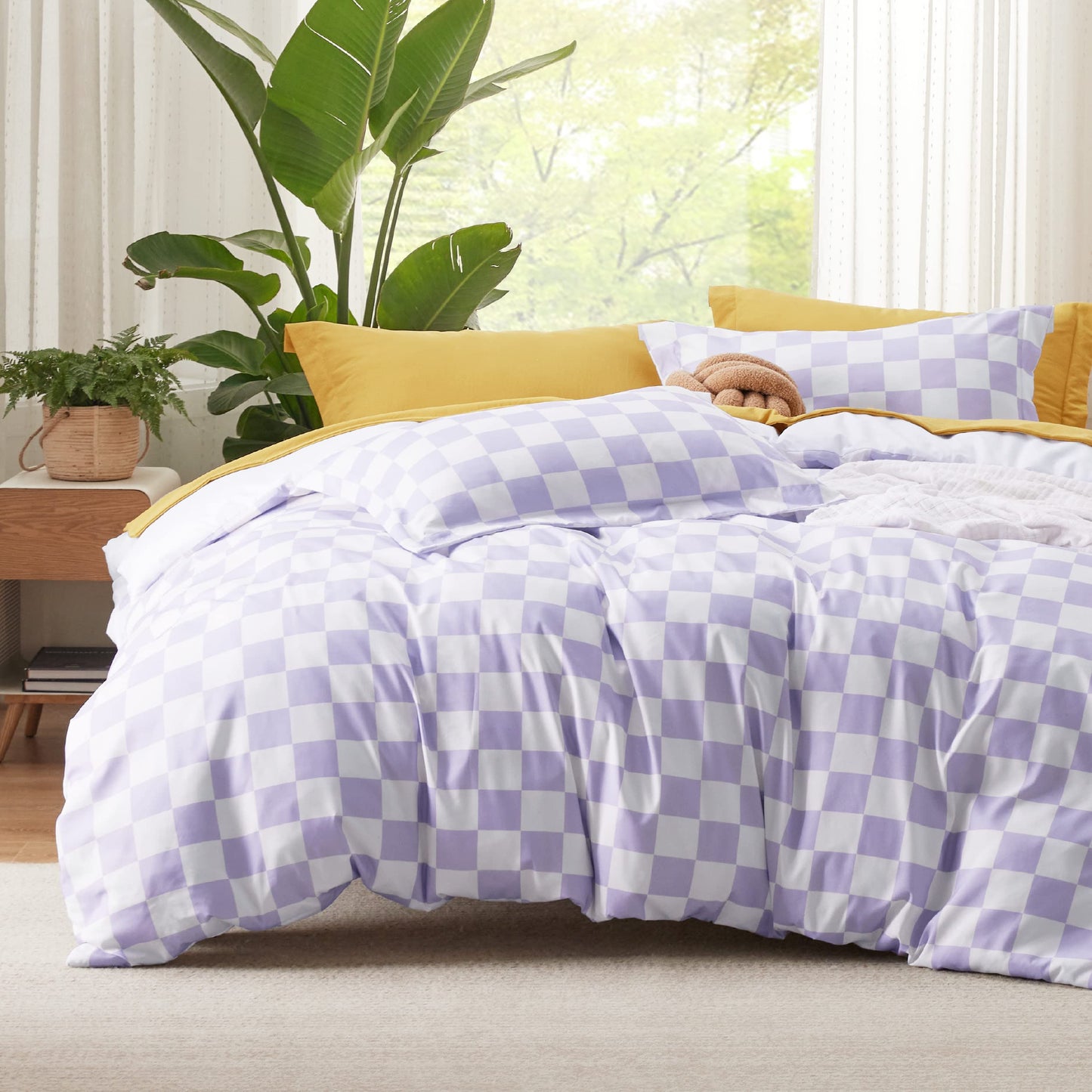 Bedsure Duvet Cover Queen Size - Reversible Cute Floral Duvet Cover Set with Zipper Closure, 3 Pieces White Bedding Set with 8 Corner Ties and 2 Pillow Shams 20"x26"