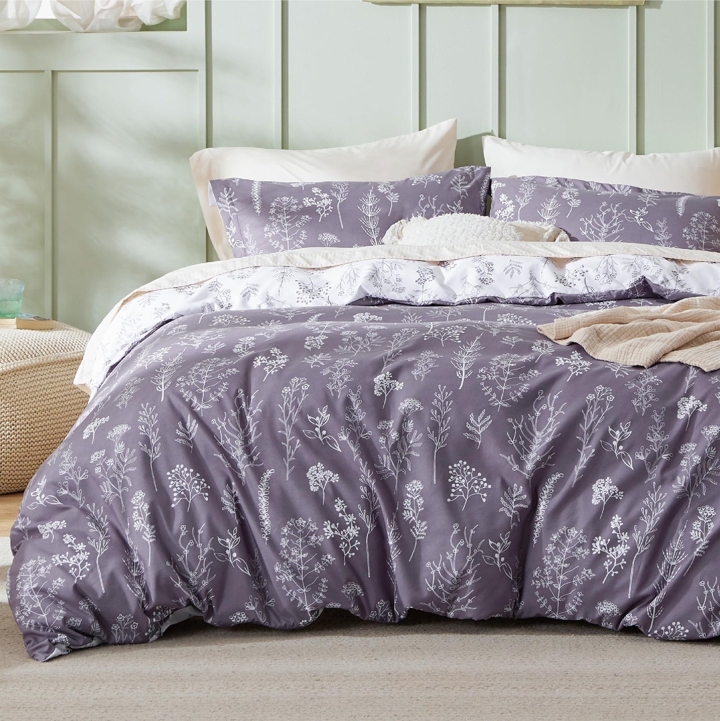 Bedsure Duvet Cover Queen Size - Reversible Cute Floral Duvet Cover Set with Zipper Closure, 3 Pieces White Bedding Set with 8 Corner Ties and 2 Pillow Shams 20"x26"
