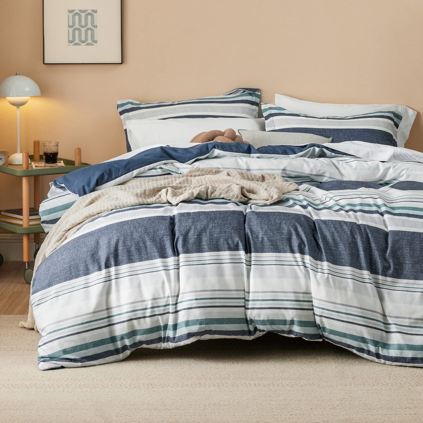 Bedsure Duvet Cover Queen Size - Reversible Cute Floral Duvet Cover Set with Zipper Closure, 3 Pieces White Bedding Set with 8 Corner Ties and 2 Pillow Shams 20"x26"