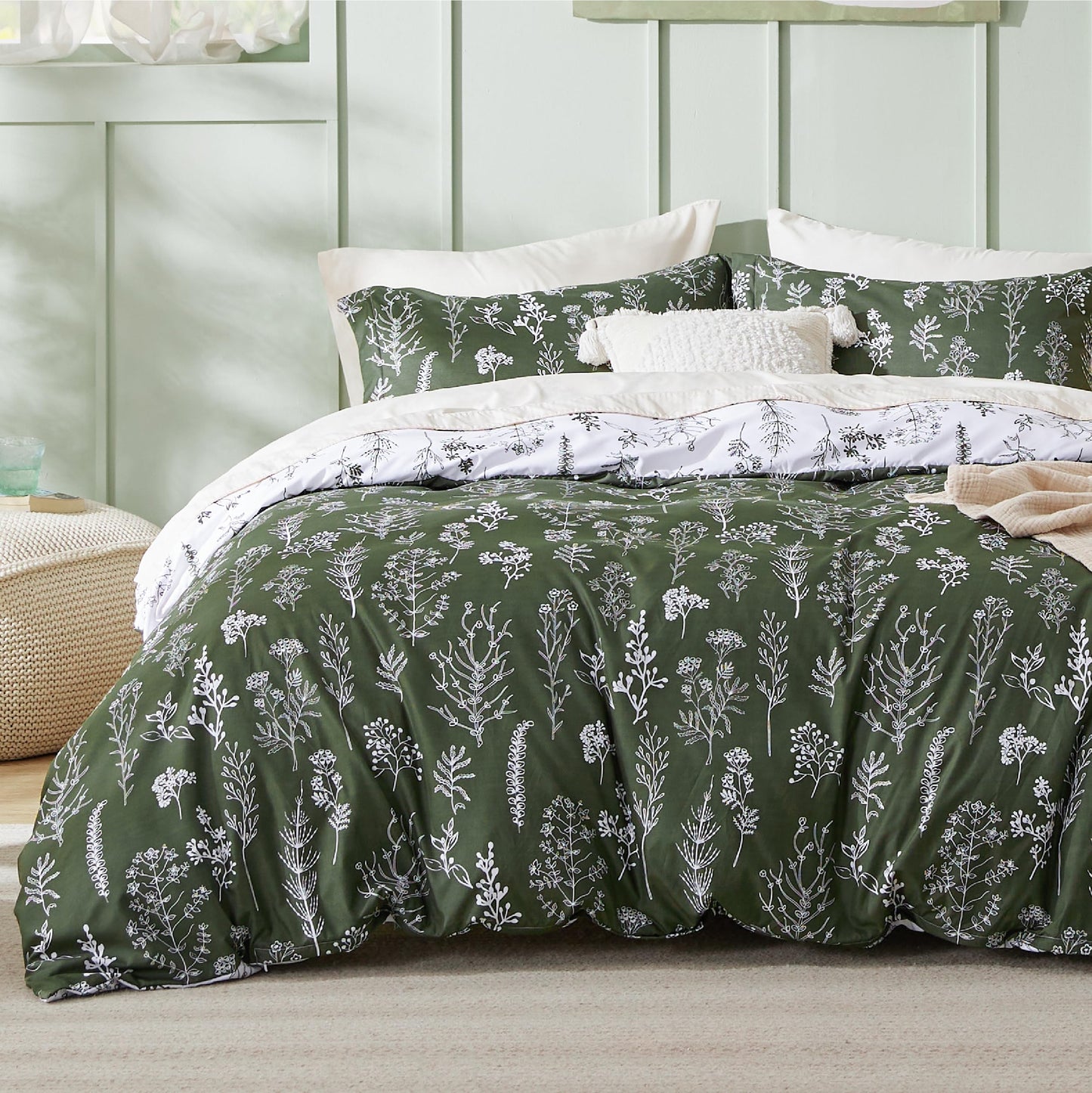 Bedsure Duvet Cover Queen Size - Reversible Cute Floral Duvet Cover Set with Zipper Closure, 3 Pieces White Bedding Set with 8 Corner Ties and 2 Pillow Shams 20"x26"